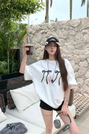 Plus Size Loose White Short-Sleeve T-Shirt for Women with Butterfly Knot Print, Harajuku Style, Casual Cotton Top for Students