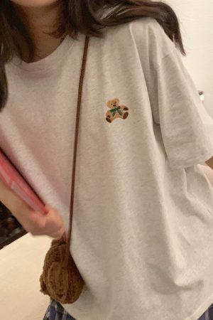 Plus Size Oversized Cotton Short Sleeve T-Shirt for Women, Loose Hong Kong Style Unisex Tee with Five-Point Sleeves, Casual Fashion