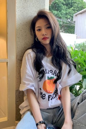 Plus Size Women's Casual Loose Short Sleeve Round Neck T-Shirt â€“ Age-Reducing Pure Cotton Top for Chubby Girls, Summer 2025 Style