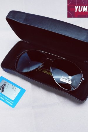 Polarized Sunglasses for Men and Women, Large Frame Driving Glasses, Stylish Frog Design for Ultimate UV Protection