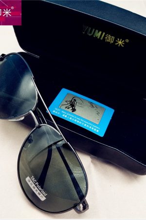 Polarized Sunglasses for Men and Women, Large Frame Driving Glasses, Stylish Frog Design for Ultimate UV Protection