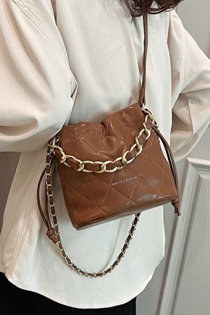 Quilted Bucket Bag for Women - Niche Fashion Chanel-Style Crossbody for Autumn/Winter 2025, Versatile High-End Design
