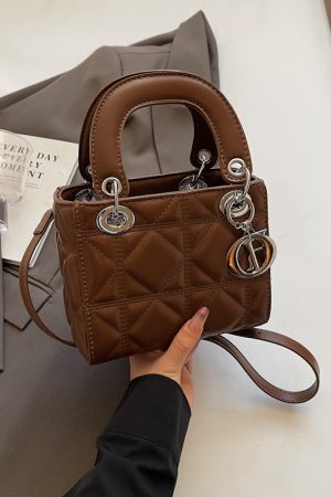 Quilted Chanel-Style Handbag for Women, 2025 Spring Versatile Shoulder Bag, High-End Crossbody Design, Fashionable Chic Accessory