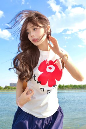Red Floral Print Slim Fit Short Sleeve T-Shirt for Women - Casual American Style Pure Cotton Summer Top