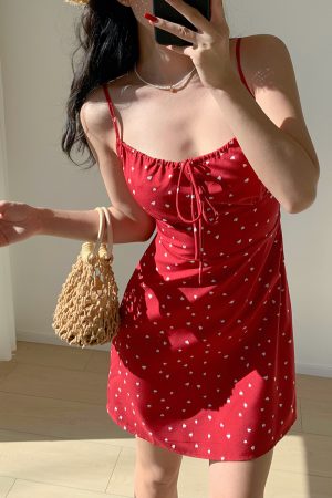 Red Floral Tie Strap Short Dress - Waist-Defining Slimming Vacation Style for Fresh Girls - Perfect for 90s and Y2K Fashion Lovers