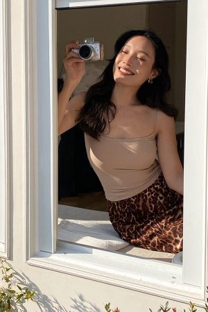 Red Slim Fit Camisole for Women - Stylish Short Top with Chest Pad, Perfect for Layering or Outdoor Wear