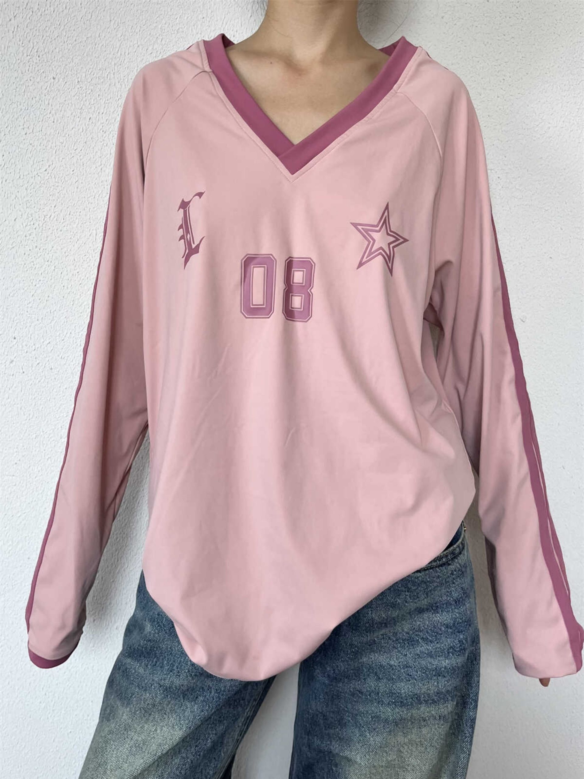 Retro American Oversized Jersey T-Shirt with Color Block Letters | Versatile Raglan Top for Casual Y2K Style Retro American Oversized Jersey T-Shirt with Color Block Letters | Versatile Raglan Top for Casual Y2K Style