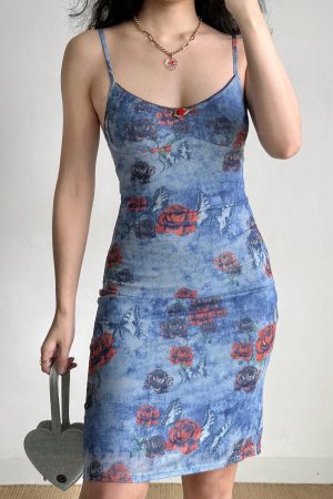 Retro Butterfly Flower Print Camisole Dress for Women - Fitted Waist, Hip-Hugging Short Skirt, European American Style, Y2K Fashion