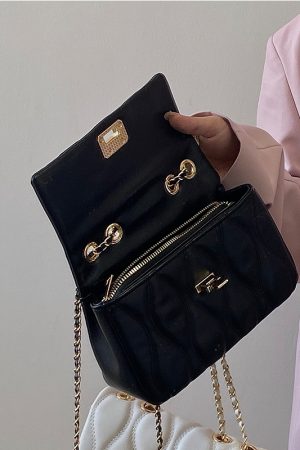 Retro Chain Bag for Women - Versatile Spring/Summer Shoulder & Crossbody Small Bag - 2025 Niche Design