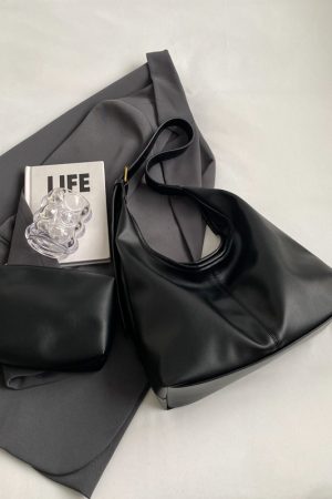 Retro Commuter Underarm Bag for Women - 2025 Autumn Winter Versatile Tote Shoulder Bag with High-End Feel