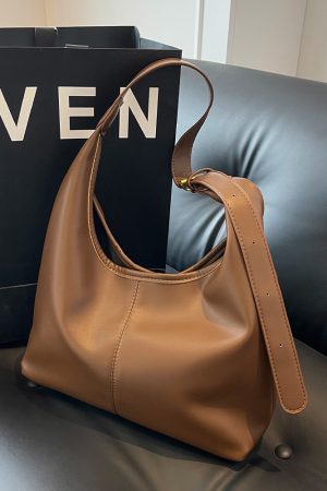 Retro Commuter Underarm Bag for Women - 2025 Autumn Winter Versatile Tote Shoulder Bag with High-End Feel