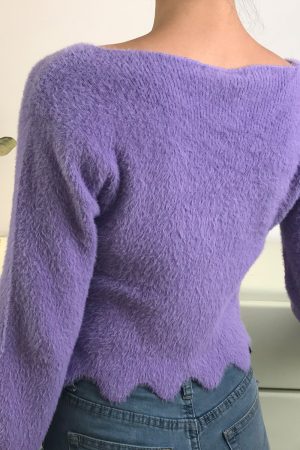 Retro Cute Girl V-Neck Ruffled Hem Fluffy High-Waisted Long Sleeve Knitted Cardigan Top - Y2K Inspired Fashion