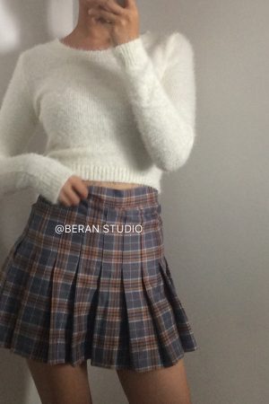 Retro Cute Multicolor Fluffy Feather Yarn Round Neck High Waist Cropped Long Sleeve Knitted Top, Y2K Inspired Fashion