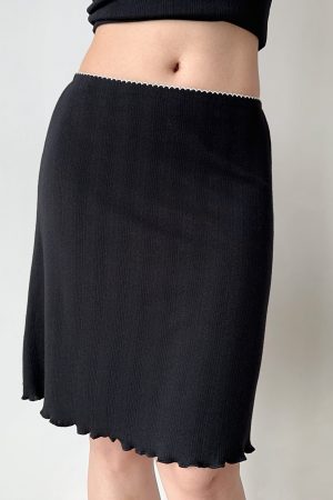 Retro European American Style Three-Piece Set: DIY New Year Camisole, Cardigan, and Skirt for Hot Girl Aesthetic