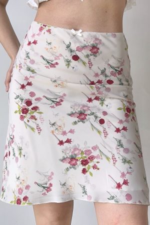 Retro Floral Print A-Line Fishtail Skirt for Women - European and American Style Summer Half-Length Bodycon Skirt