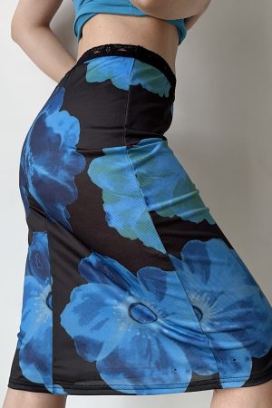 Retro Floral Printed Pencil Skirt with Lace Trim - European American Style Short Skirt for a Chic 90s Inspired Look