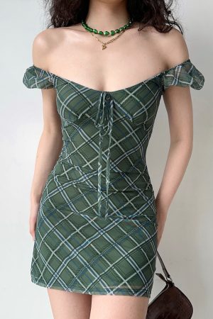 Retro Green Plaid Puff Sleeve Dress for Women - Summer Waist-Cinching Slim Fit, European American Style, Y2K Fashion