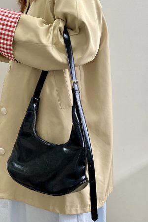 Retro Large Capacity Dumpling Bag for Women - Versatile Shoulder Crossbody Underarm Bag - 2025 Niche Design