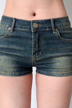 Retro Low-Waist Denim Shorts for Women - Sexy Tight-Fitting Body-Hugging Hot Pants in European and American Style