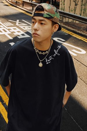 Retro Minimalist Letter Short Sleeve T-Shirt for Men and Women - Trendy Loose Fit Summer Tee, 90s Style, Unisex Fashion 2025