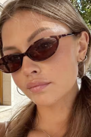 Retro Oval Narrow-Frame Sunglasses for Men and Women - Trendy Small Face Fit, Hip-Hop and Street Style, Ideal for Parties and Runway