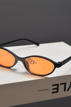 Retro Oval Narrow-Frame Sunglasses for Men and Women - Trendy Small Face Fit, Hip-Hop and Street Style, Ideal for Parties and Runway