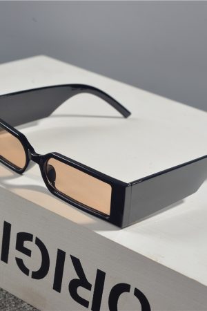 Retro Rectangular Narrow-Frame Sunglasses for Men and Women - Trendy Hip-Hop Street Style, Disco-Inspired Fashion Eyewear