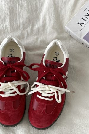 Retro Red Training Shoes for Women - 2025 Spring Versatile Flat Sneakers, Casual Sports Shoes in Y2K Style