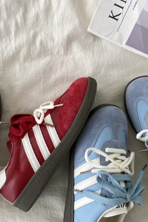 Retro Red Training Shoes for Women - 2025 Spring Versatile Flat Sneakers, Casual Sports Shoes in Y2K Style