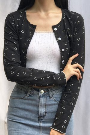 Retro Smiley Face Print Long Sleeve Cardigan T-Shirt Top with Round Neck, High Waist, and Short Hem â€“ Cute Y2K Style Fashion