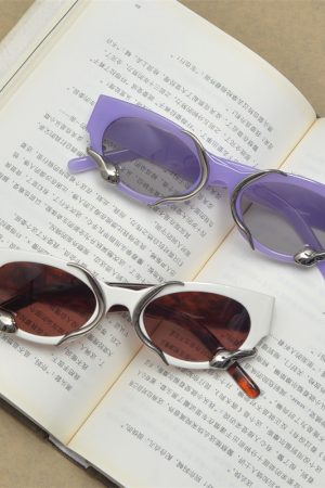 Retro Snake-Shaped Cat-Eye Sunglasses for Women - Millennium Style Korean Trendy Hip-Hop Party Eyewear
