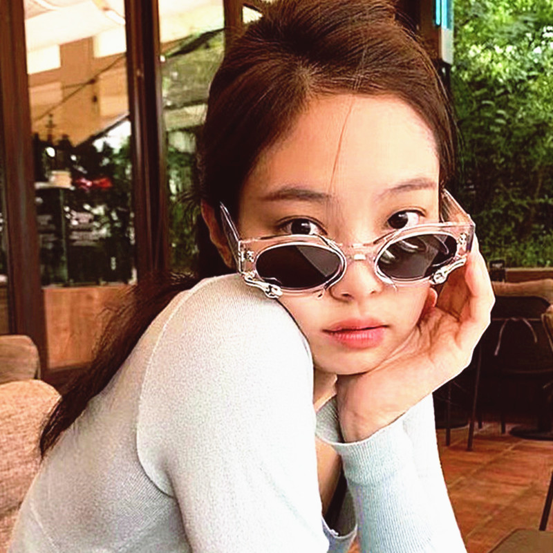 Retro Snake-Shaped Cat-Eye Sunglasses for Women - Millennium Style Korean Trendy Hip-Hop Party Eyewear Retro Snake-Shaped Cat-Eye Sunglasses for Women - Millennium Style Korean Trendy Hip-Hop Party Eyewear