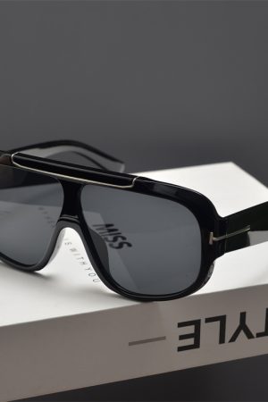 Retro Square Frame Round Face Sunglasses for Men and Women, Trendy Windproof Cycling Shades, Hip-Hop Style Eyewear