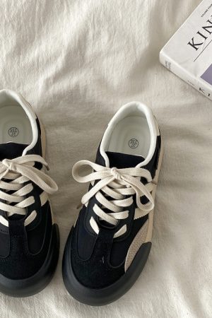 Retro Thick-Soled Women's Casual Sports Shoes - Versatile College Style for Spring 2025 - Trendy Y2K Inspired Footwear