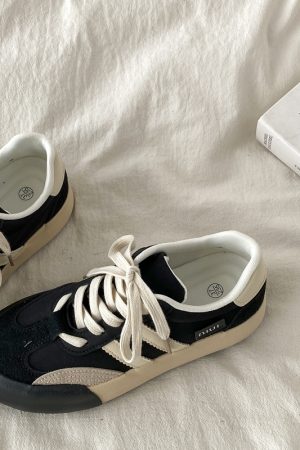 Retro Thick-Soled Women's Casual Sports Shoes - Versatile College Style for Spring 2025 - Trendy Y2K Inspired Footwear