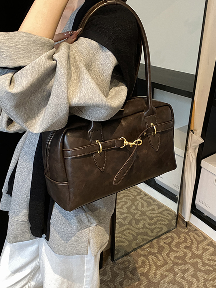 Retro Underarm Bag for Women - 2025 Stylish Handheld Shoulder Tote, Fashionable Pillow Bag for Spring and Summer Commuting Retro Underarm Bag for Women - 2025 Stylish Handheld Shoulder Tote, Fashionable Pillow Bag for Spring and Summer Commuting