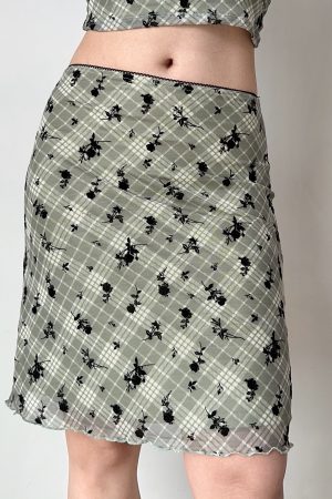 Retro Velvet Plaid Short Sleeve T-Shirt & Bodycon Skirt Set for Women - European & American Style Summer Fashion