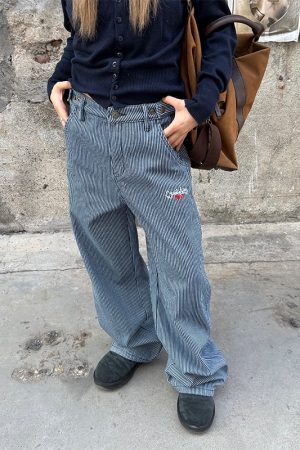 Retro Vertical Striped Jeans for Men and Women - Casual Embroidered Straight-Leg Loose Pants for a Slimming Fit