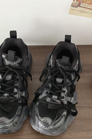 Retro Vintage Black Warrior Dad Shoes for Women - Thick-Soled Height-Increasing Sports Casual Sneakers, Trendy 2025 Style