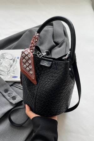 Retro Women's Bucket Bag - 2025 Autumn Style Diamond-Patterned Minimalist Shoulder Handbag