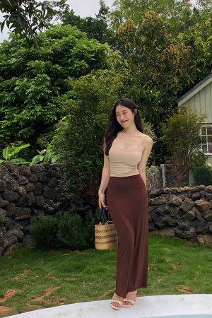 Reversible Long Skirt in Ice Silk Feel - High-End Fabric, Slim Fit, Elastic Waist, Luxe Style for Effortless Elegance