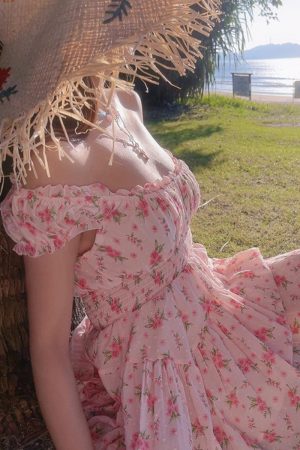 Romantic Floral Puff Sleeve Dress with French Square Neck - Handmade Hawaiian Style for Spring/Summer Vacation 2025