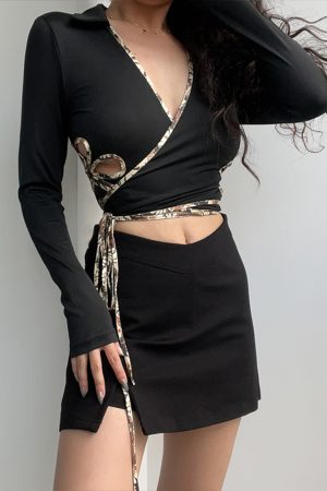 Sexy Deep V-Neck Hollow Floral Long Sleeve Cropped Top - European American Style High-Waisted Y2K Fashion for Hot Girls