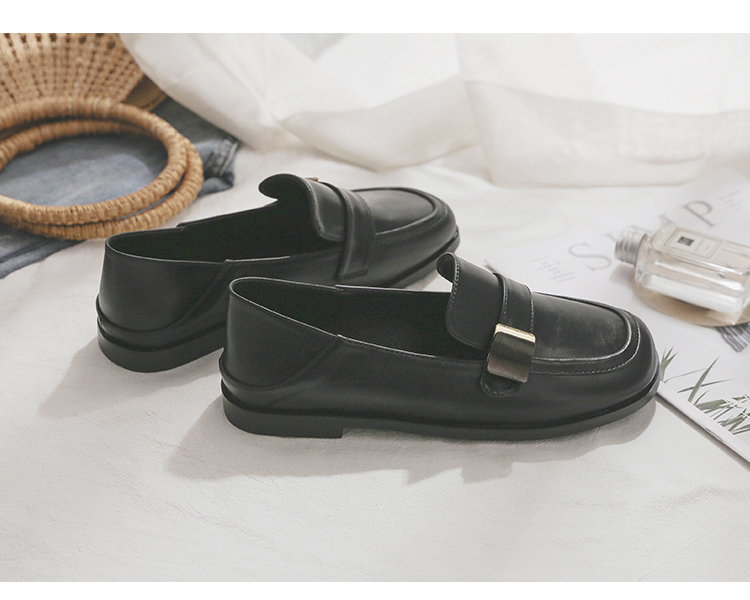 Sheepskin Flat Shoes for Women - 2025 Spring Autumn Evening Style - French Single Shoes for Skirts - Chic & Comfortable Fashion Footwear Sheepskin Flat Shoes for Women - 2025 Spring Autumn Evening Style - French Single Shoes for Skirts - Chic & Comfortable Fashion Footwear