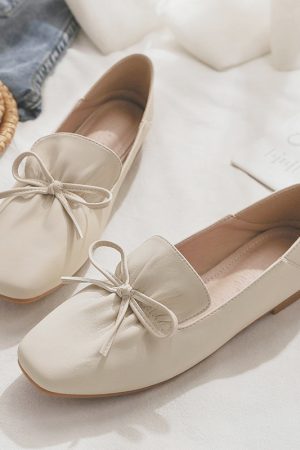 Sheepskin Gentle Evening Wind Style Skirt & Flat Fairy Shoes - Two-Way French Temperament for Spring & Autumn Fashion