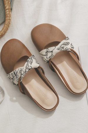 Sheepskin Open-Toe Slip-On Slippers for Women - Spring 2025 Stylish Outdoor Flats, Comfortable Summer Footwear