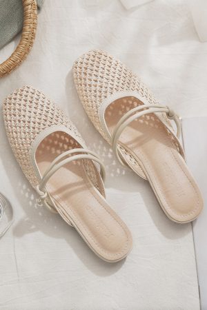 Sheepskin Slip-On French Flat Hollow-Out Half Slippers for Women - Summer Outdoor Style for Skirts and Casual Looks