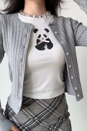 Short Knitted Cardigan Sweater for Women in American College Style - Soft Flattering Twist Design