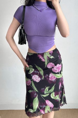 Slim-Fit Ribbed Half-High Neck Short Sleeve T-Shirt for Women - Minimalist European American Style, Trendy Casual Top