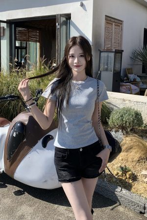 Slim Fit Solid Color Short Sleeve T-Shirt for Women - Versatile Pure Cotton Top - 2025 Spring Style - Casual Fashion Essential